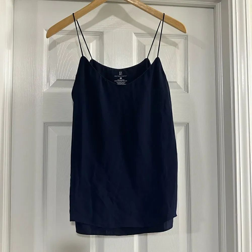 New York & Company Cami Top Navy Round Neck size small